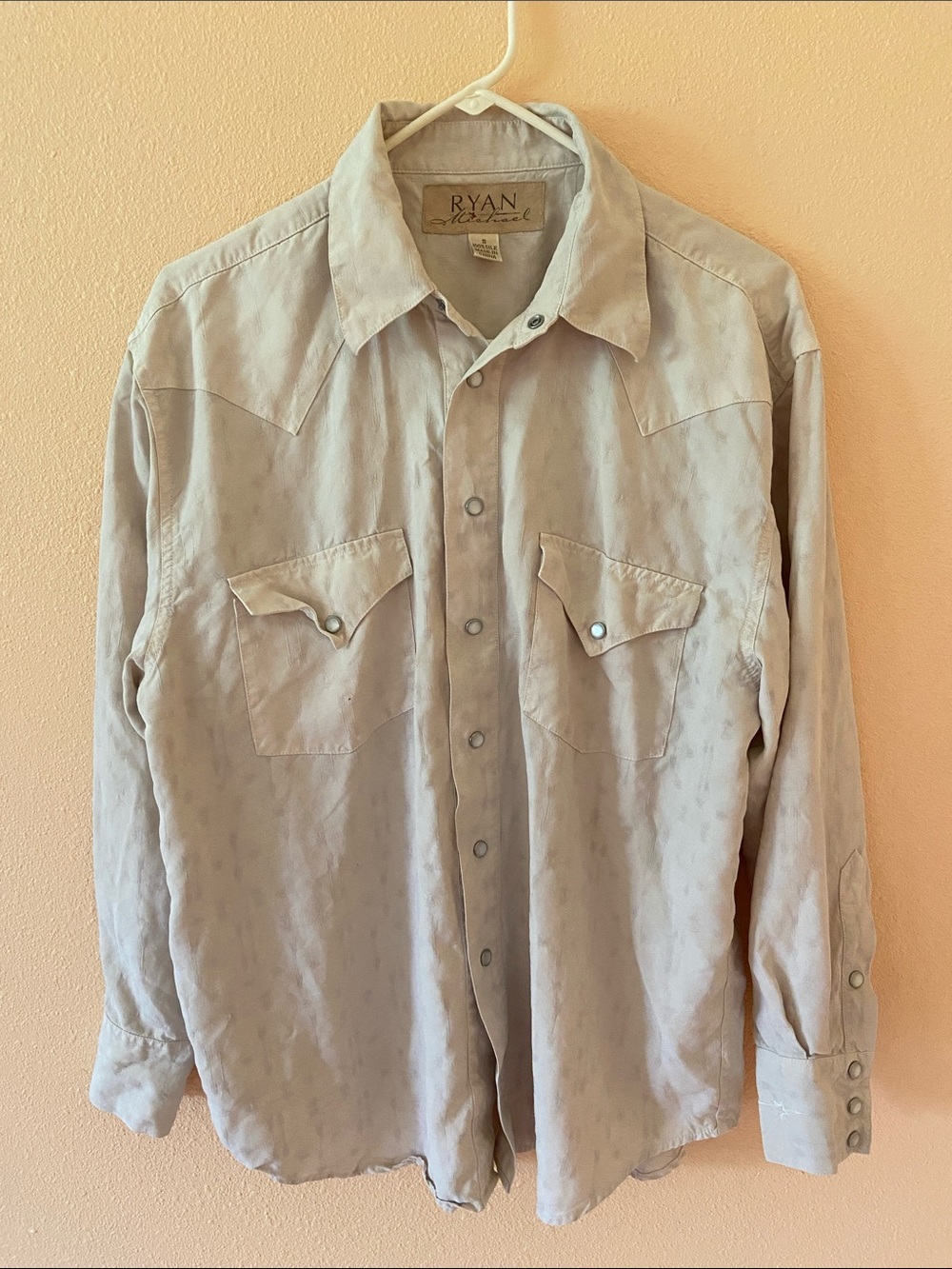 Mens Ryan Michael Beige Silk Long Sleeve Pearl Snap Shirt, Arrows, Size Small